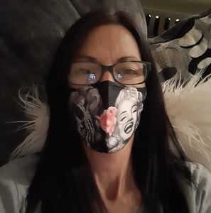 Meet your Posher, Renee